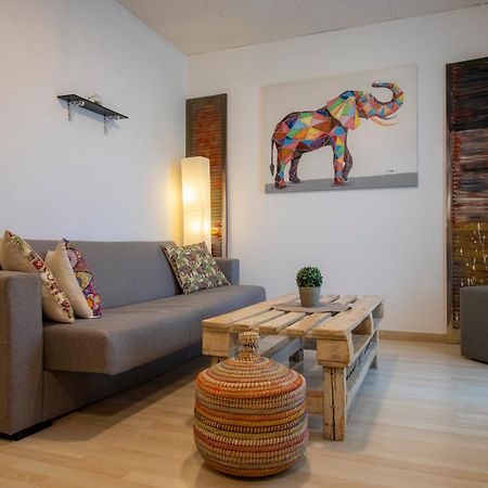 Modern City Apt In The Heart Of Heraklion ภายนอก รูปภาพ