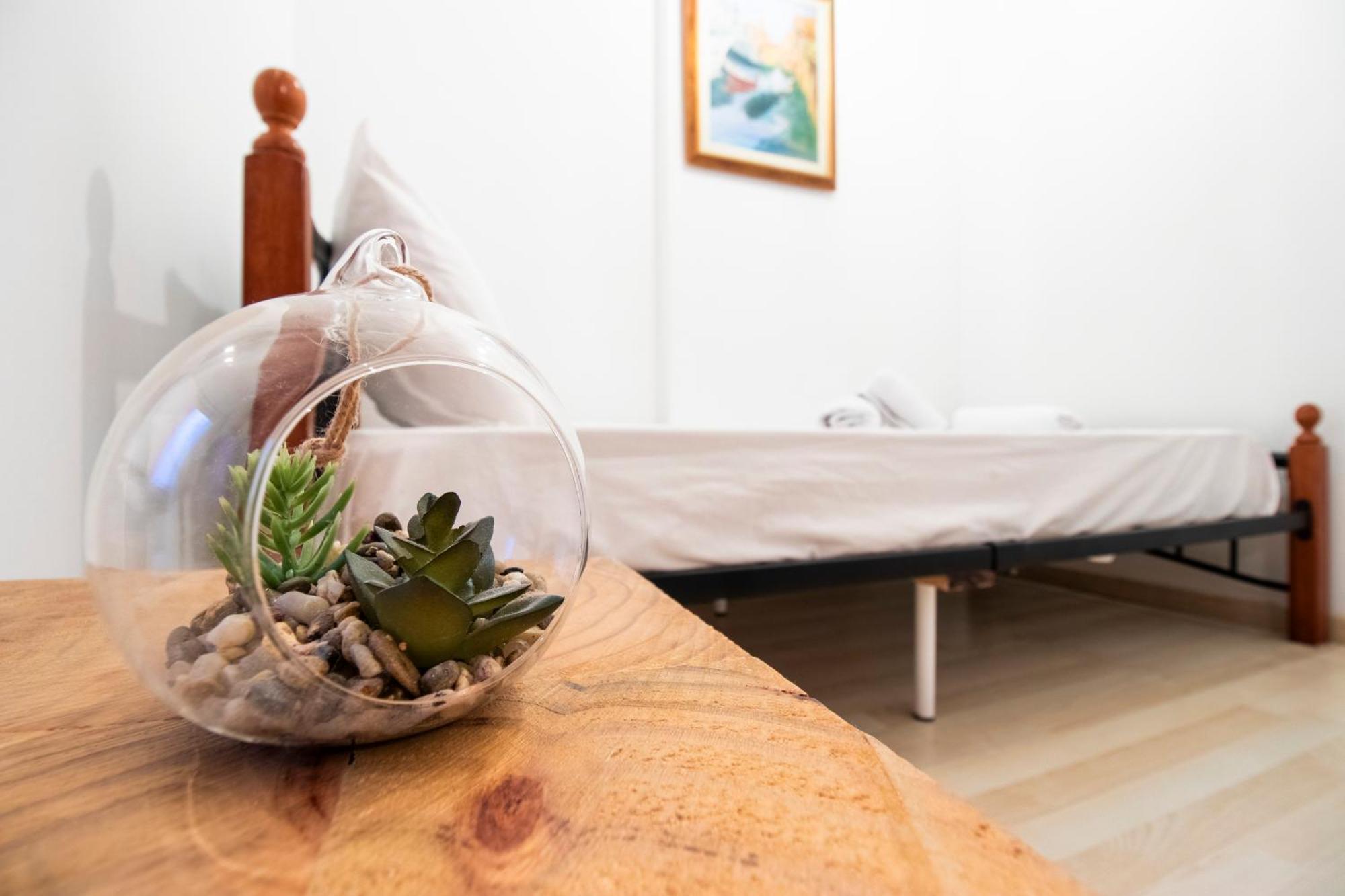 Modern City Apt In The Heart Of Heraklion ภายนอก รูปภาพ