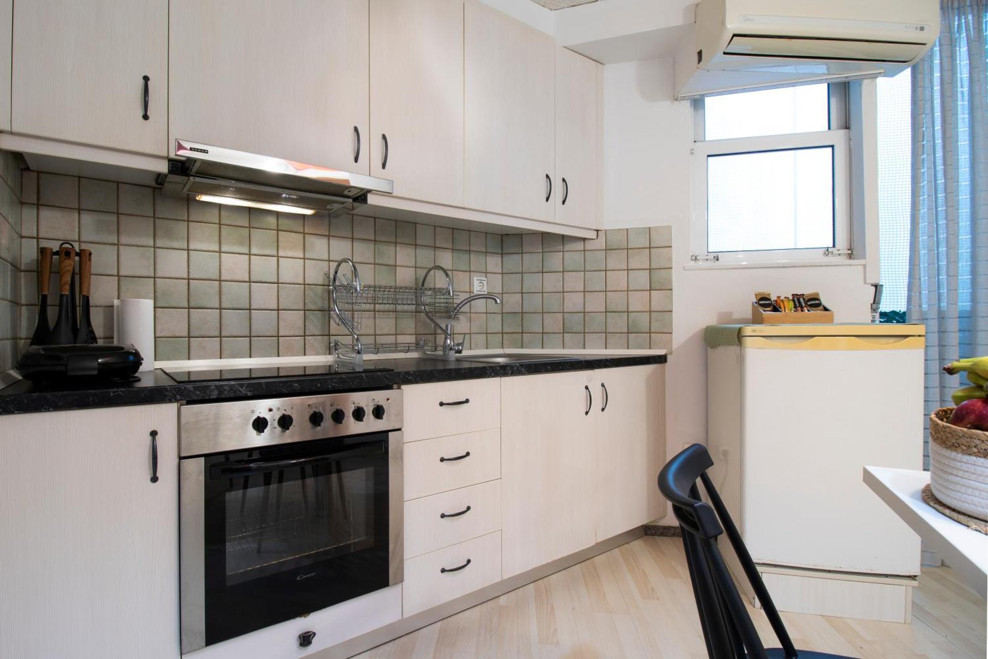 Modern City Apt In The Heart Of Heraklion ภายนอก รูปภาพ